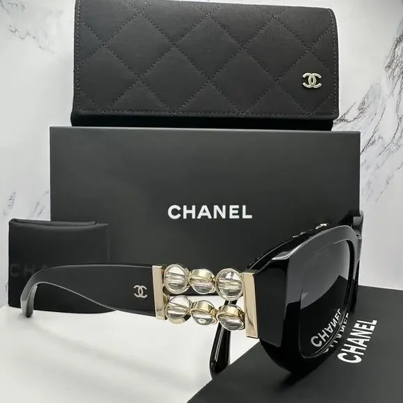 New CHANEL Sunglasses - Picture 4 of 16